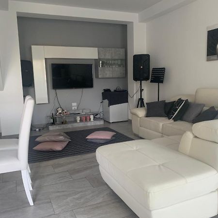Villa In Affitto 라갈나 외부 사진